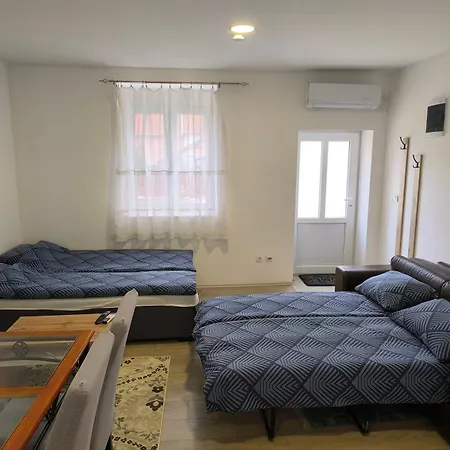 Appartement Zoka Surčin
